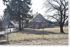 Mladí dědici rekonstruují sousední domek